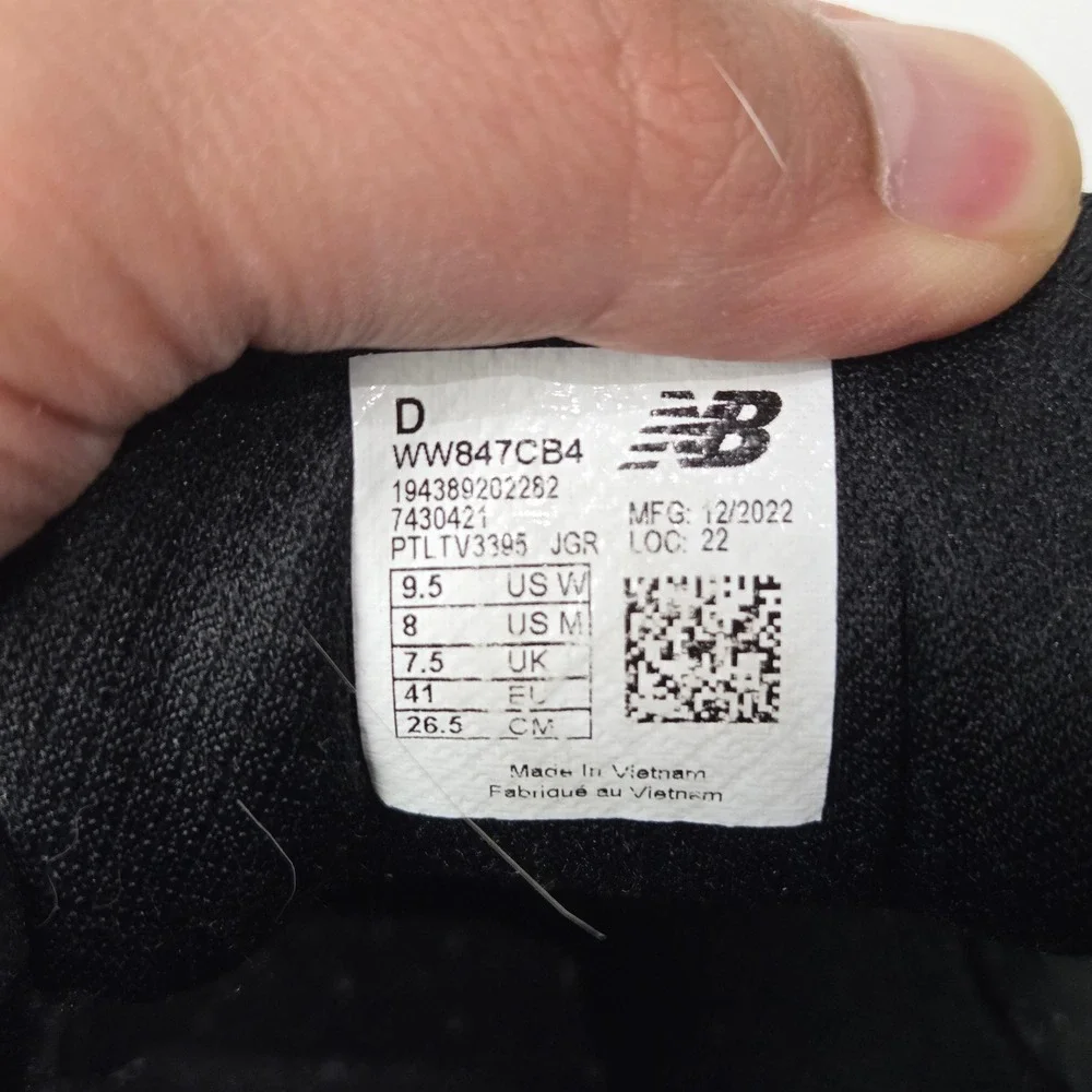 NEW BALANCE WOMEN'S 847 V4 Black WALKING SHOE SNEAKER BLACK SIZE 9.5‎